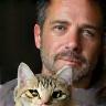 Pierre Lefèvre et Mimi, chat européen